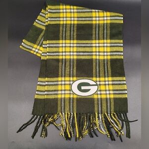 NFL Green Bay Packers Plaid Fringe Scarf Football